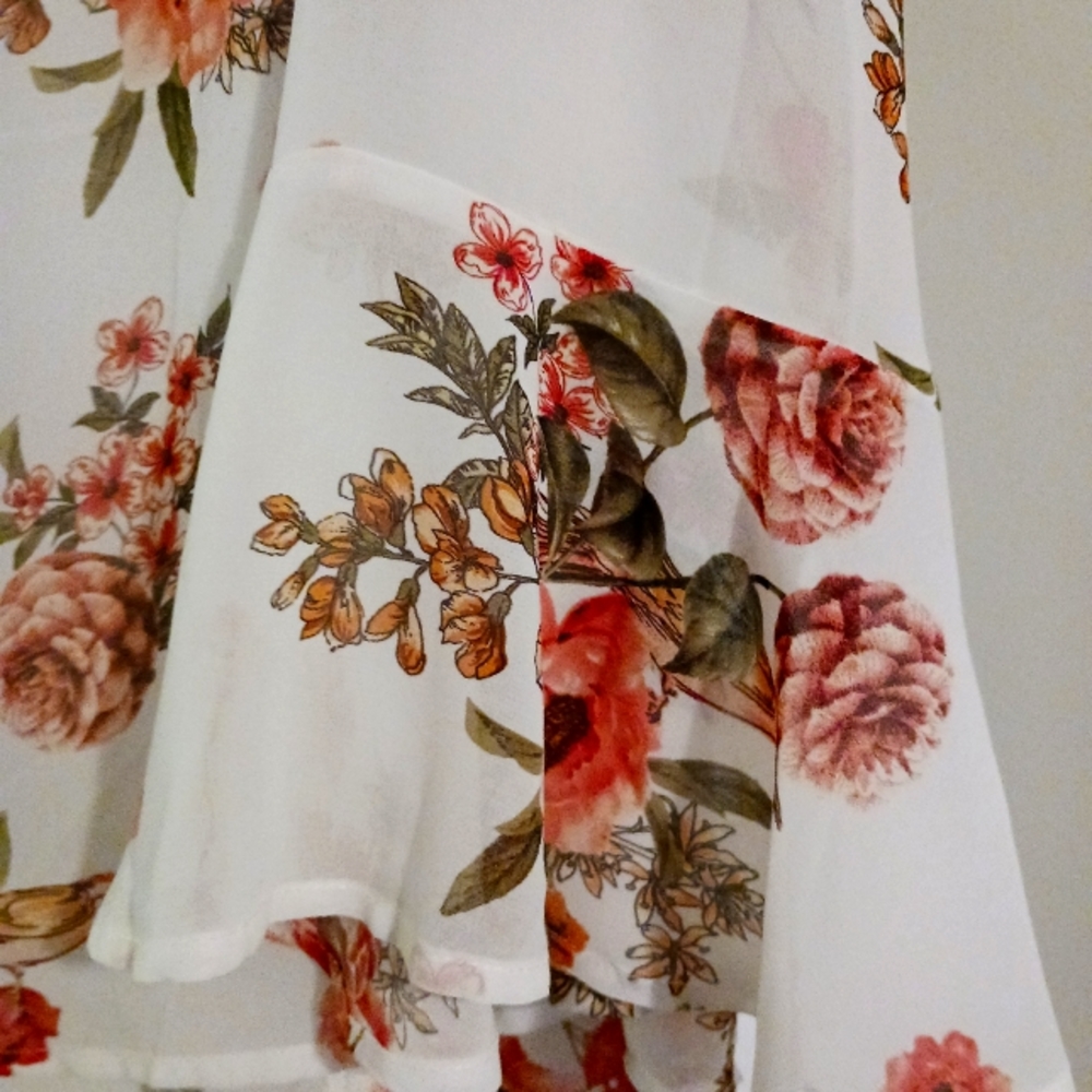 Lovely ivory floral print blouse